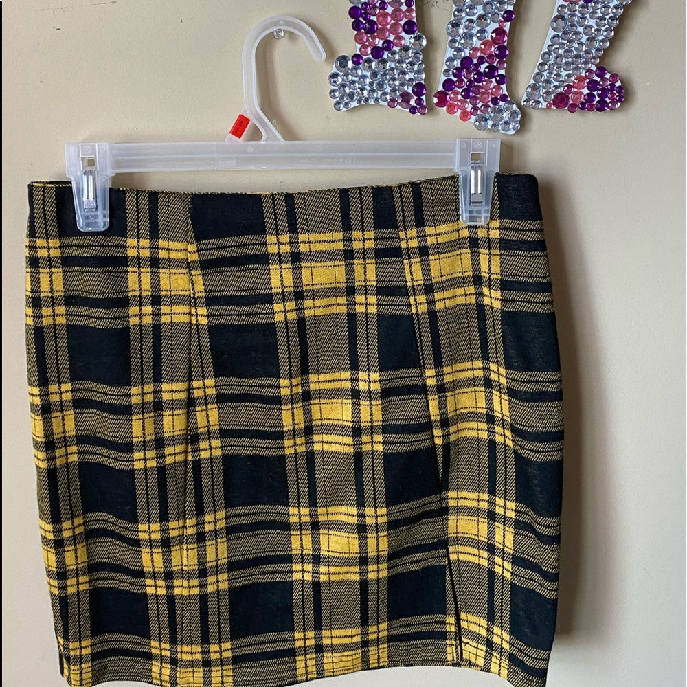 NWT R21 Plaid Skirt